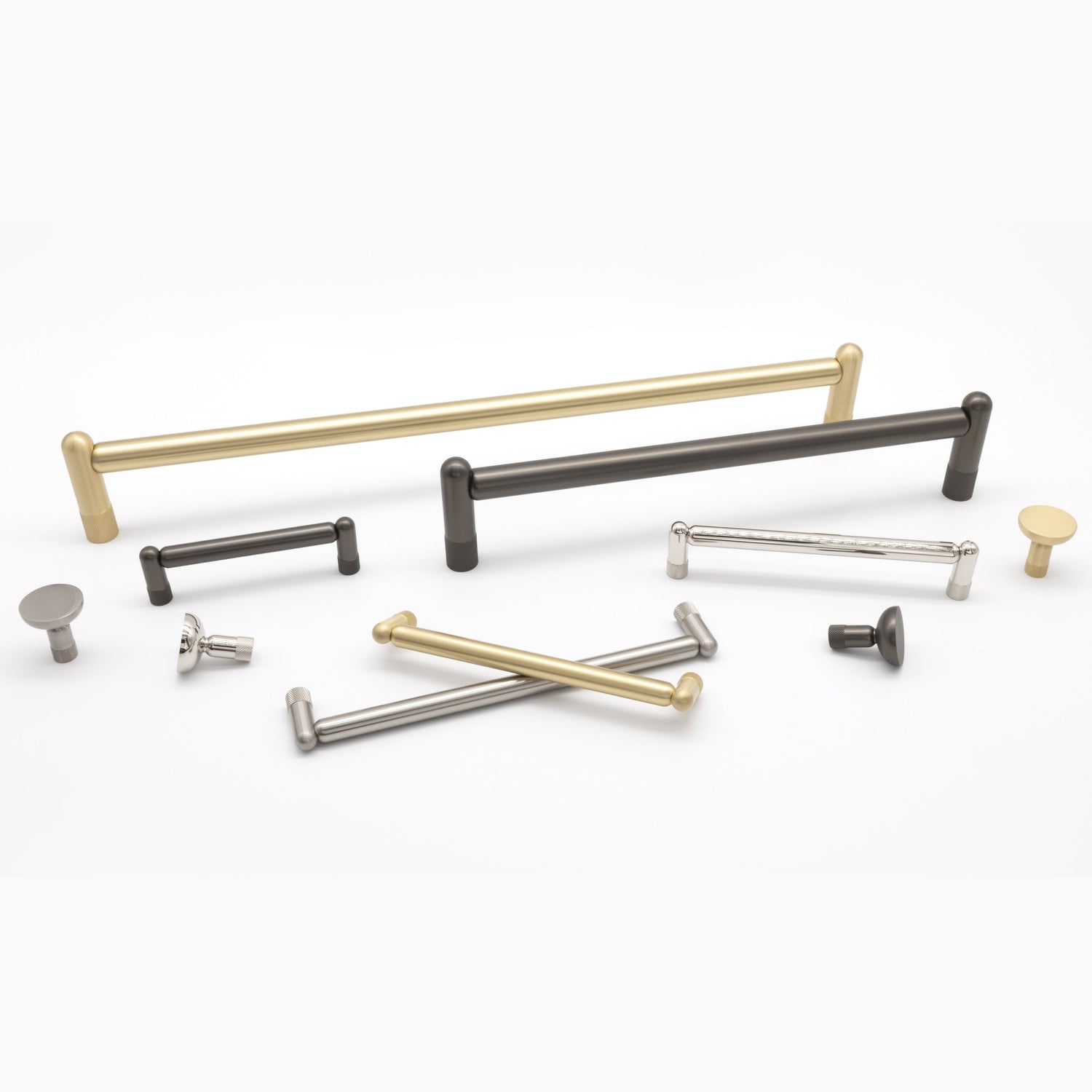Knurled cabinet hardware collection – modern textured pulls and knobs in aged brass and satin brass